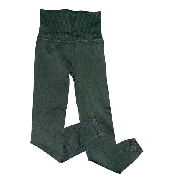 NEW Free People Movement Good Karma Leggings & Happiness Runs Top set - Picture 8 of 8